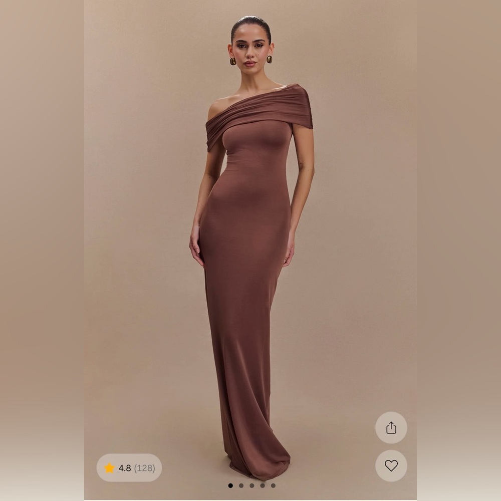 Cassandra Off Shoulder Slinky Maxi
Dress - Chocolate